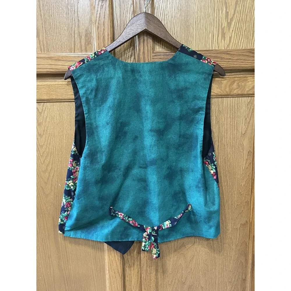 Christmas Festive Holiday‎ Vest Homemade Handmade Womens One Size Wreath Green